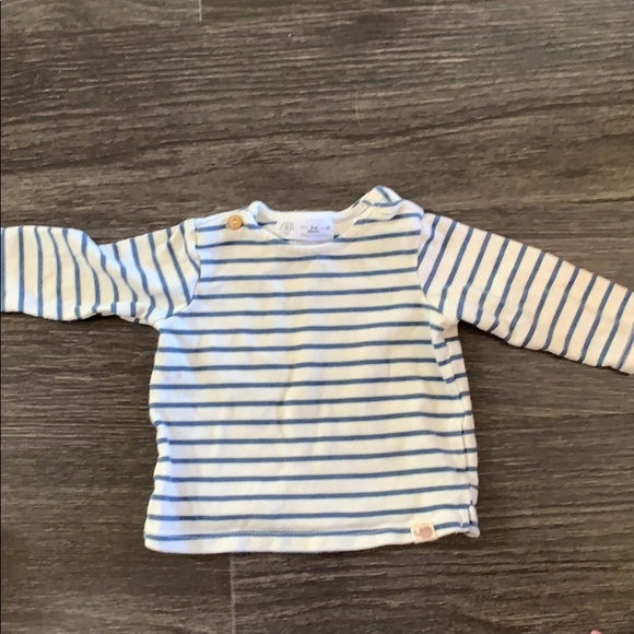 Baby boy blue and white Zara lightweight sweater - Picture 1 of 3